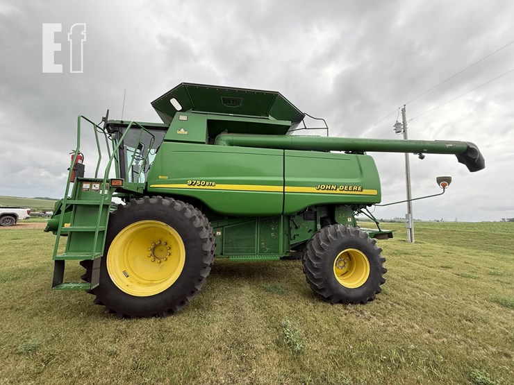 2001-john-deere-9750-image-2