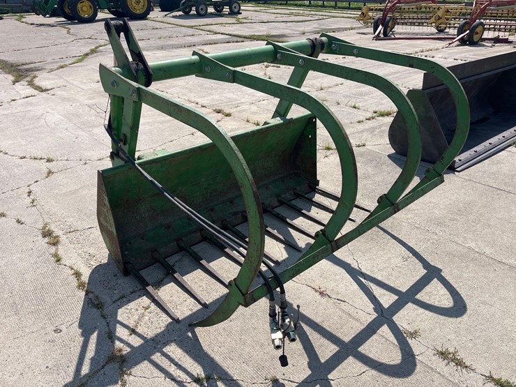 john-deere-265-image-1