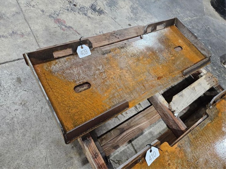 #409-•-new-kit-skid-steer-face-plate-image-5