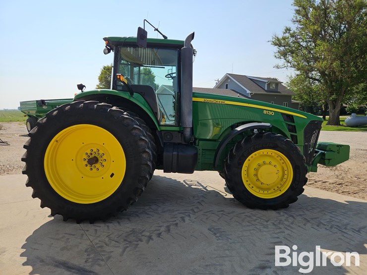 2009-john-deere-8130-image-4