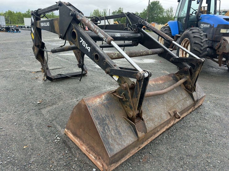 new-holland-7614-image-2