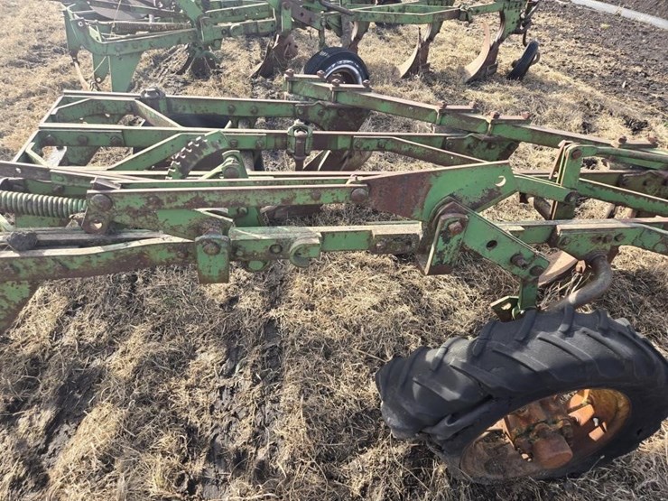 john-deere-5-image-13