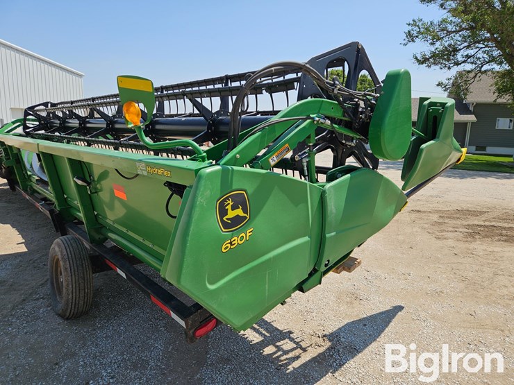 2014-john-deere-630f-image-11