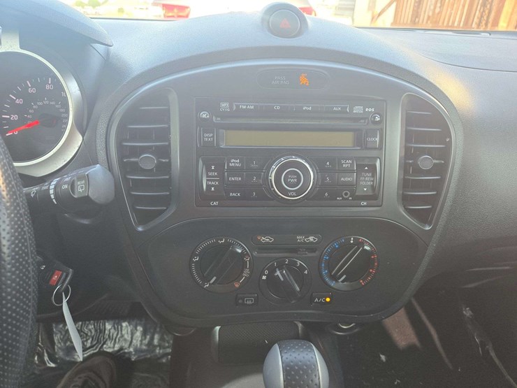 2014-nissan-juke-image-14