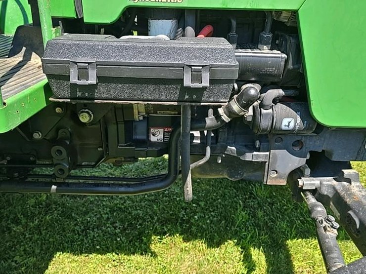 2005-john-deere-5320-image-35