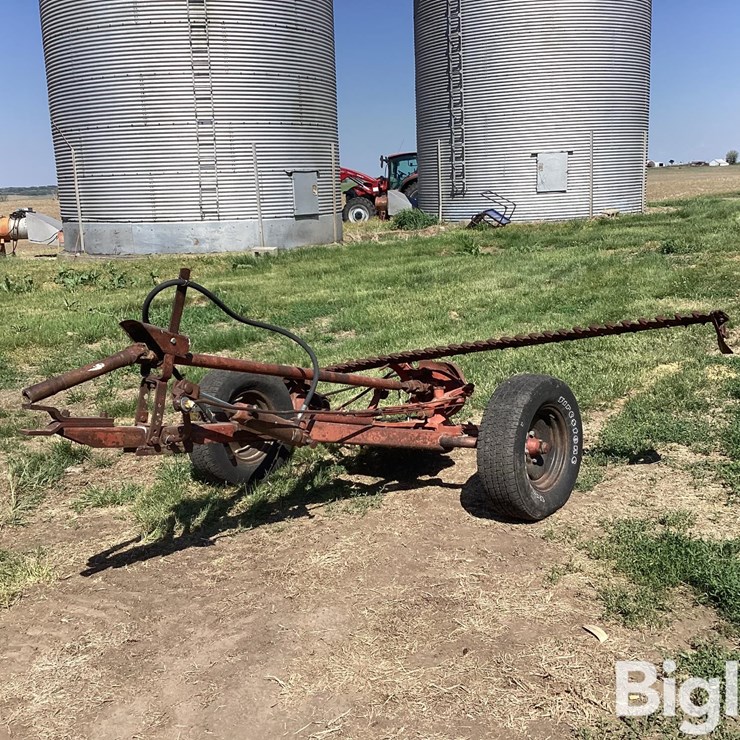 9' Pull Type Sickle Mower