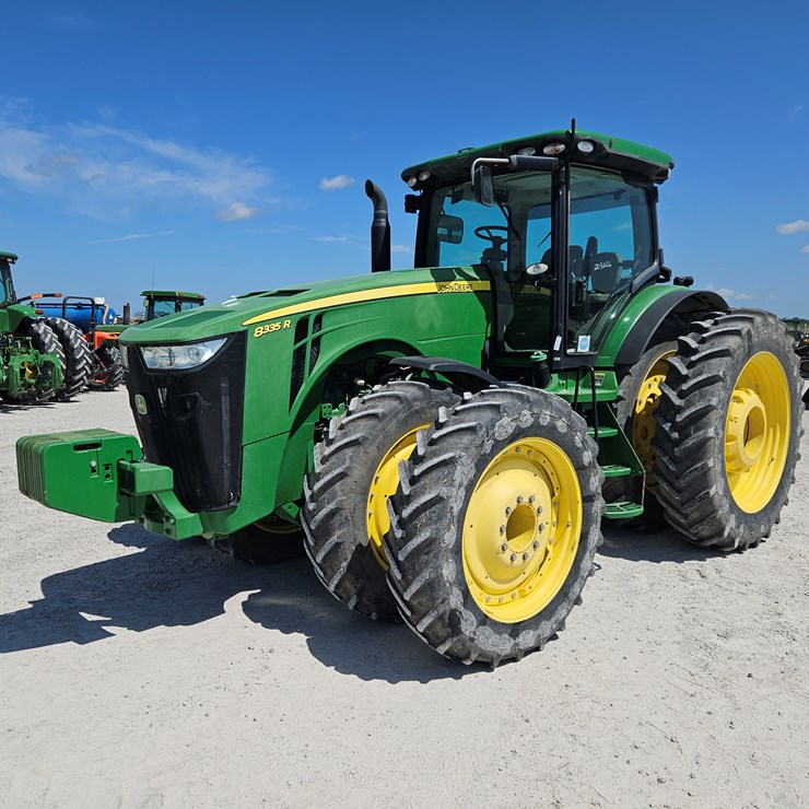 2014 JOHN DEERE 8335R