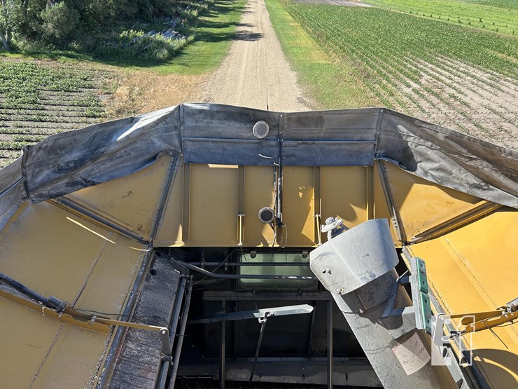 2012-claas-lexion-750tt-image-88