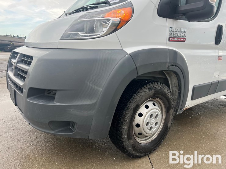 2015-ram-promaster-3500-image-12