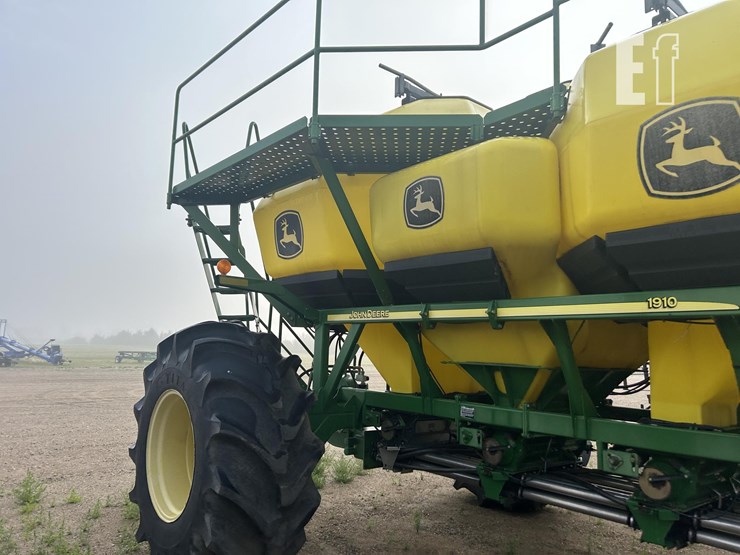 2009-john-deere-1870-image-5