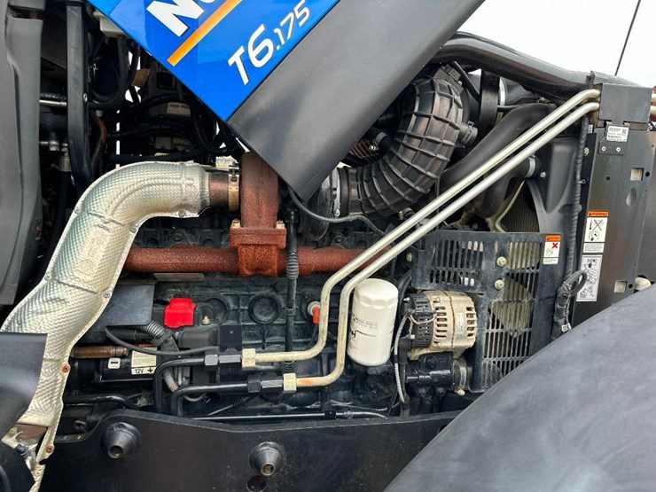 2014-new-holland-t6.175-image-40