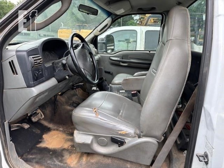 2007-ford-f550-sd-image-9