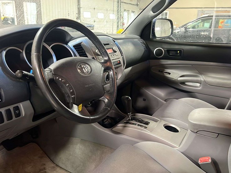 2007-toyota-tacoma-image-18