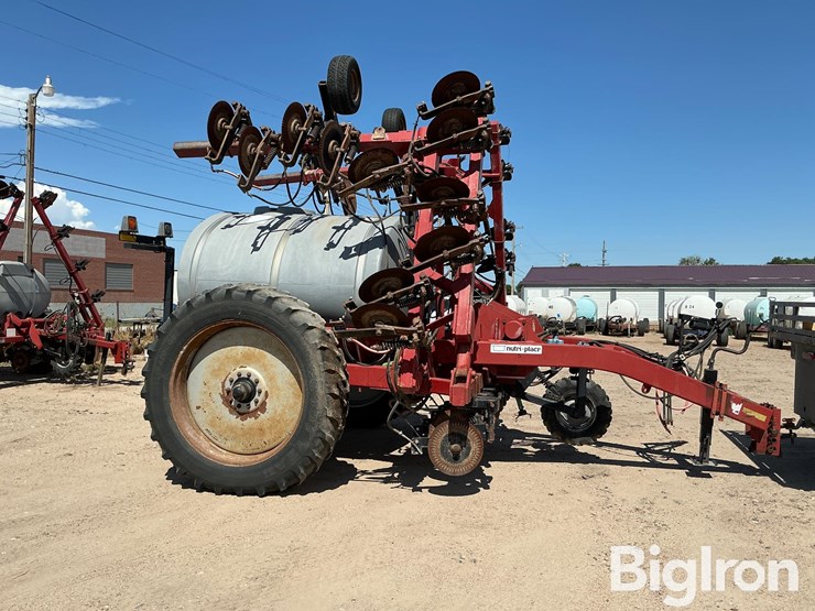 case-ih-2800-image-8