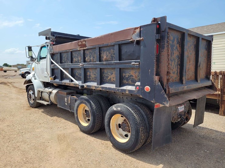 2006-sterling-l9500-image-4