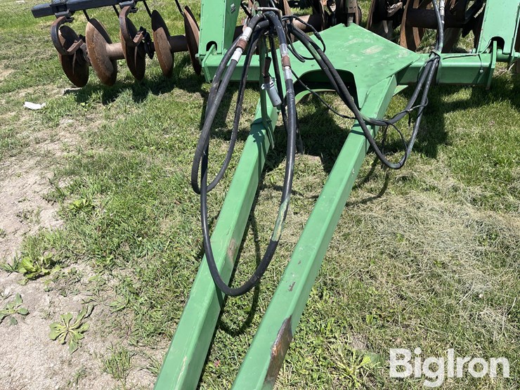 john-deere-510-image-10