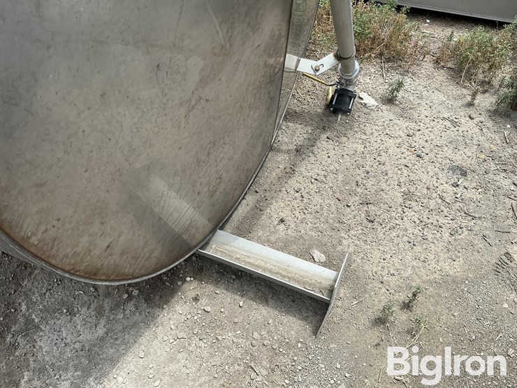 2500-gallon-stainless-steel-tank-image-11
