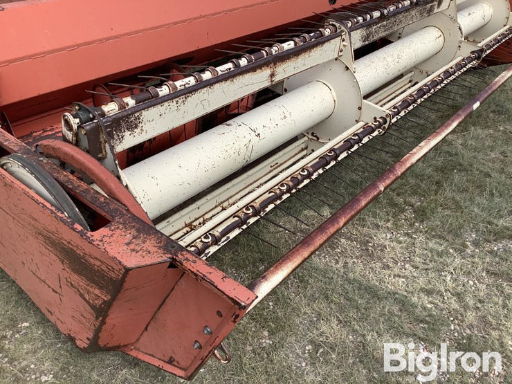 hesston-6600-image-15