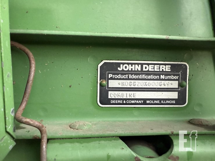 john-deere-8820-image-10