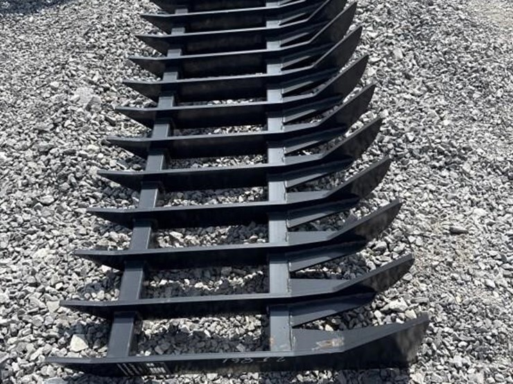 land-honor-root-rake-image-1