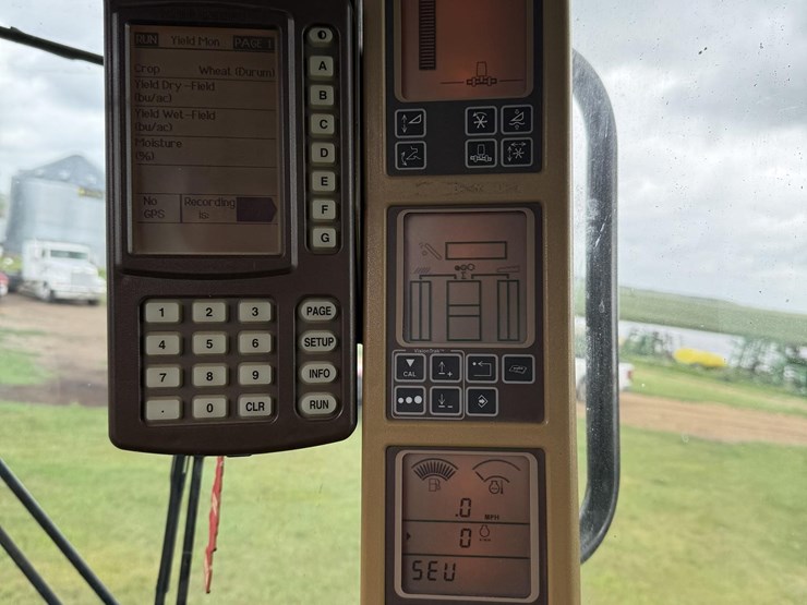 2003-john-deere-9750-image-49