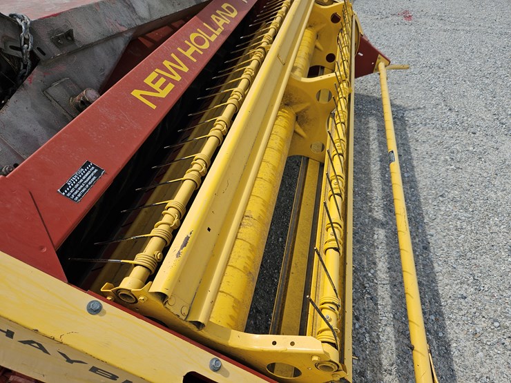 new-holland-1465-image-9