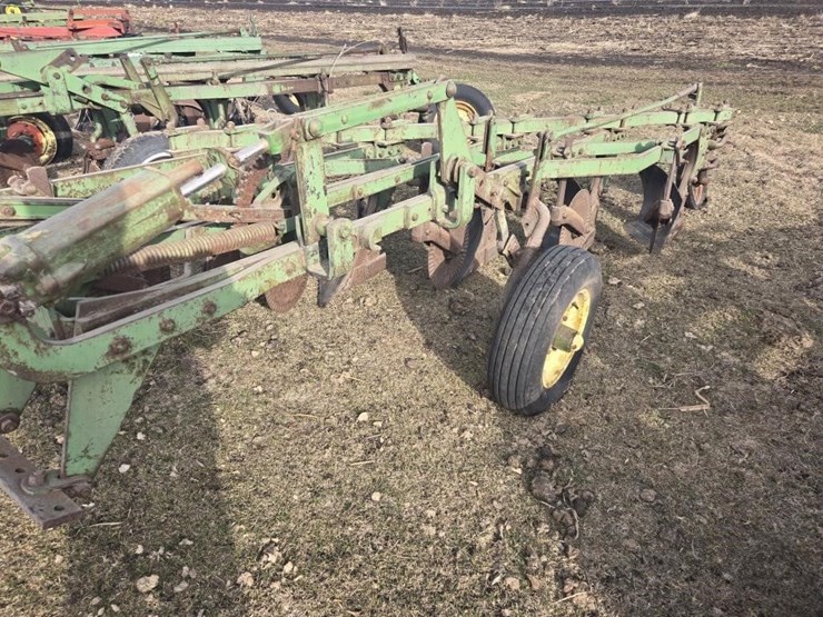 john-deere-5-image-18