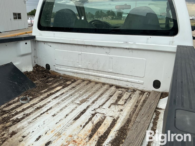 2009-ford-f250-xl-image-11