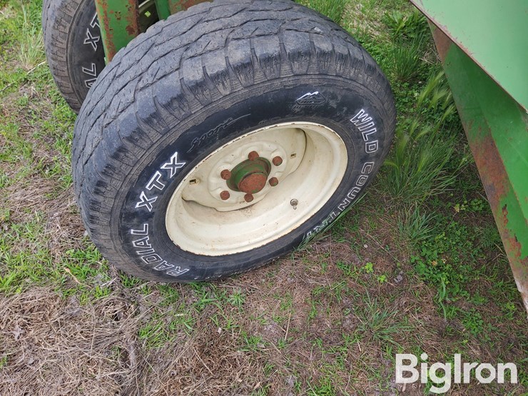 portable-bale-feeder-image-14