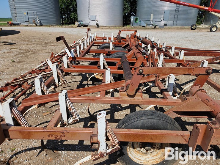wil-rich-23'-field-cultivator-w/-3-bar-tined-harrow-image-17
