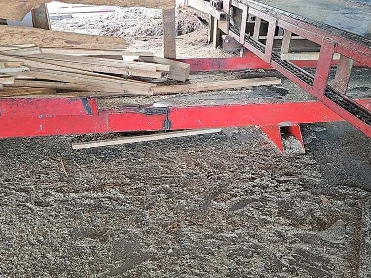 #115-•-roll-case-with-conveyor-and-side-transfer-deck-image-9