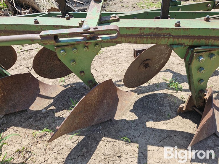 john-deere-5-image-12