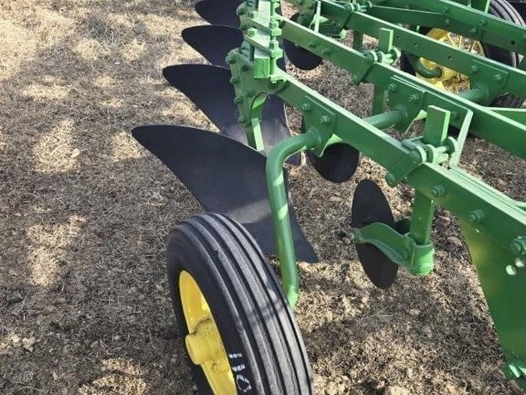 john-deere-5-image-4