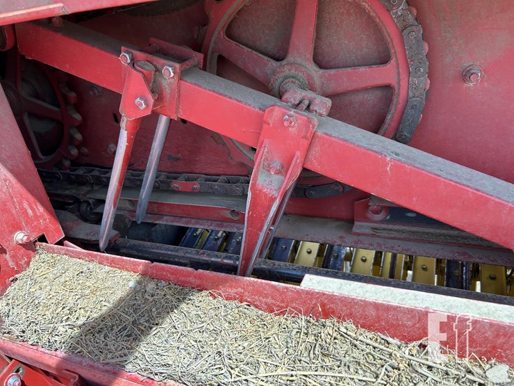 new-holland-311-image-20