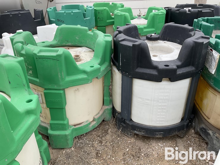 poly-chemical-totes-image-17