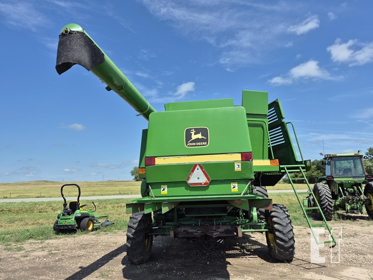 1990-john-deere-9600-image-37