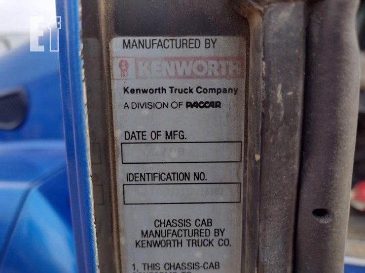 1996-kenworth-t300-image-5