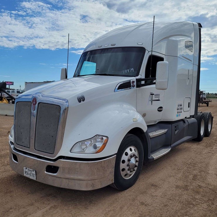 2017 KENWORTH T680