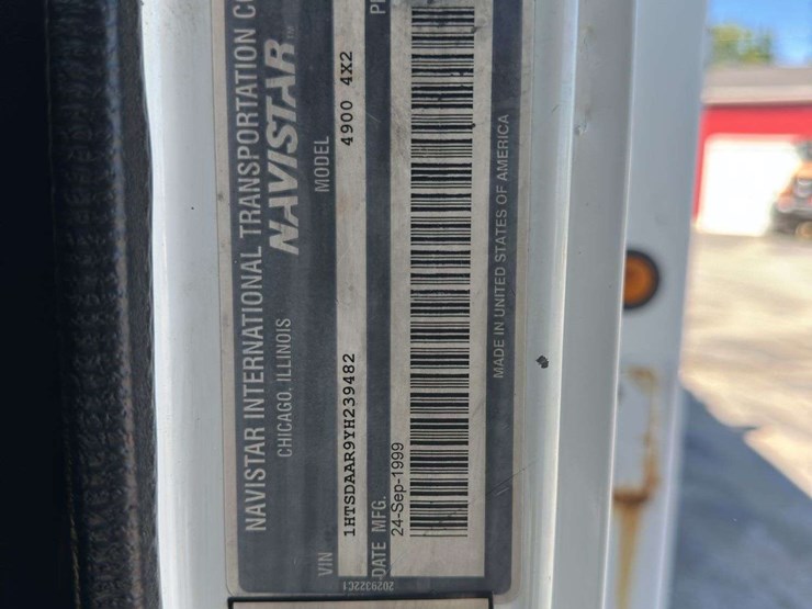 2000-international-4900-image-26