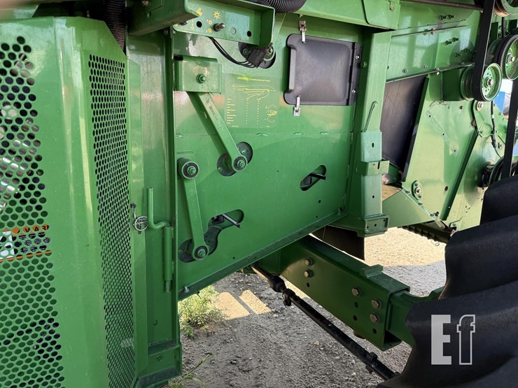 2002-john-deere-9560-sts-image-41