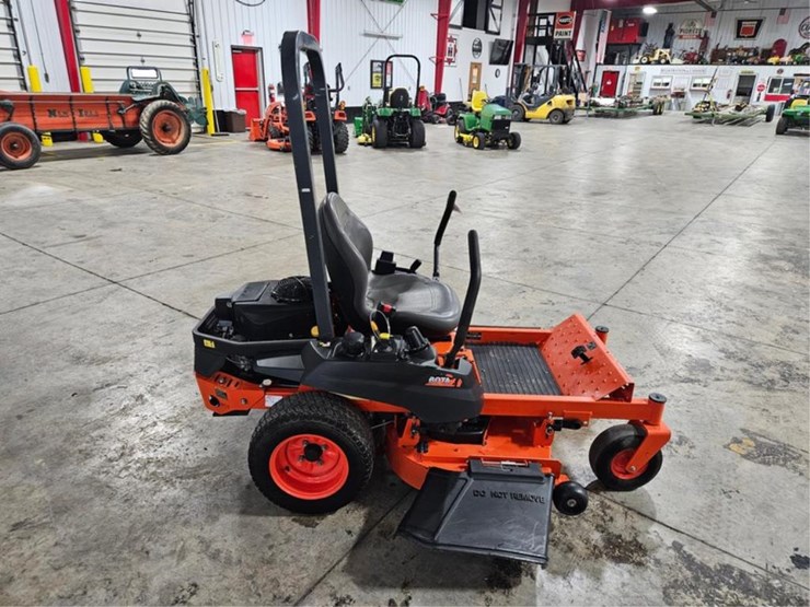 #384-•-kubota-z122rkw-zero-turn-mower-image-6