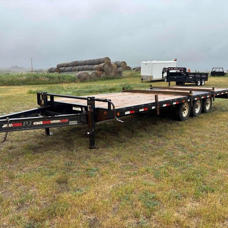 2000 PJ Trailer