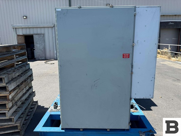 2008-kobelco-two-stage-air-cooled-stationary-air-compressor-image-40