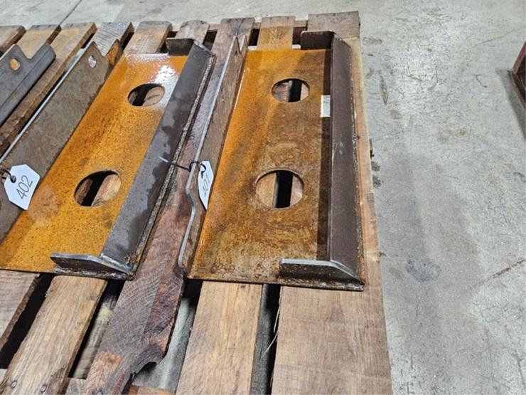 #401-•-new-kit-mini-skid-steer-face-plate-image-5