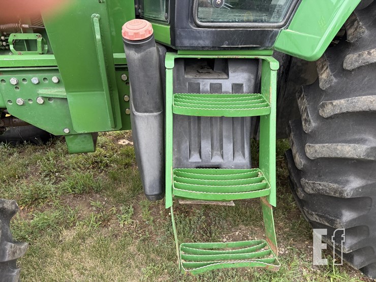 john-deere-7400-image-5