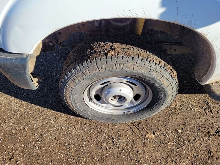 2013-ford-f350-sd-image-15