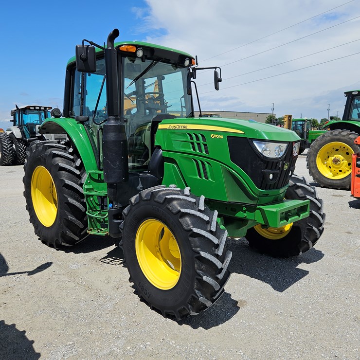 2020 JOHN DEERE 6110M