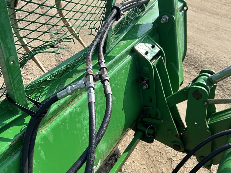 2005-john-deere-7520-image-15