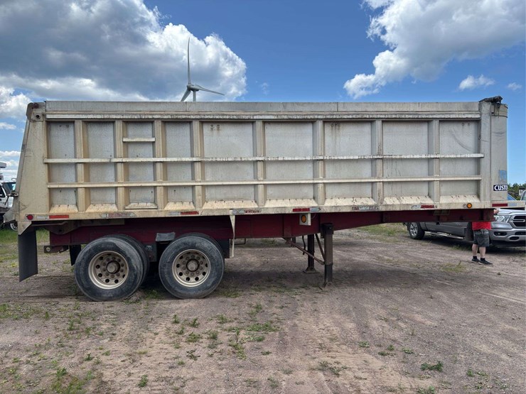 1990-custom-trailer-image-8