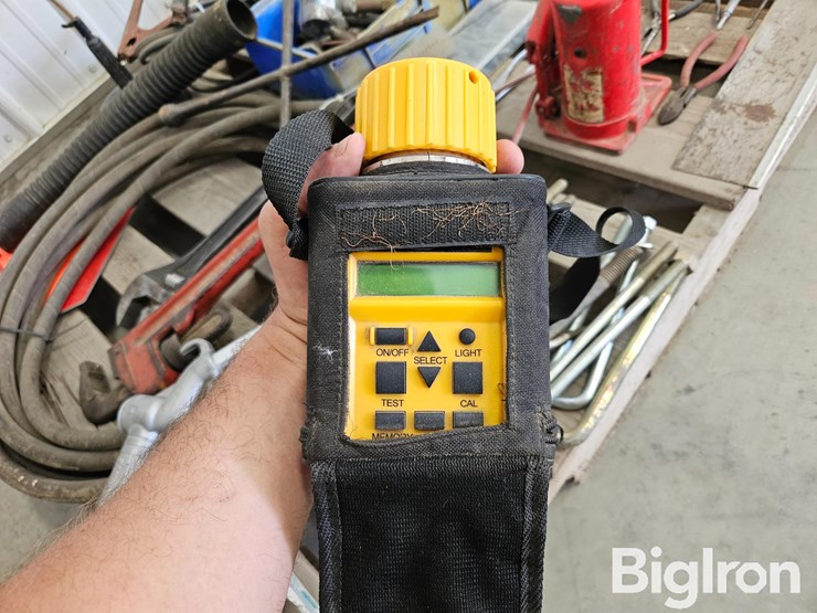 pallet-of-misc.-tools,-parts,-&-fasteners-image-5